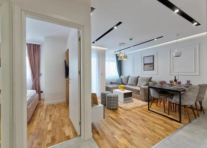 La Sofi Lux 즐라티보